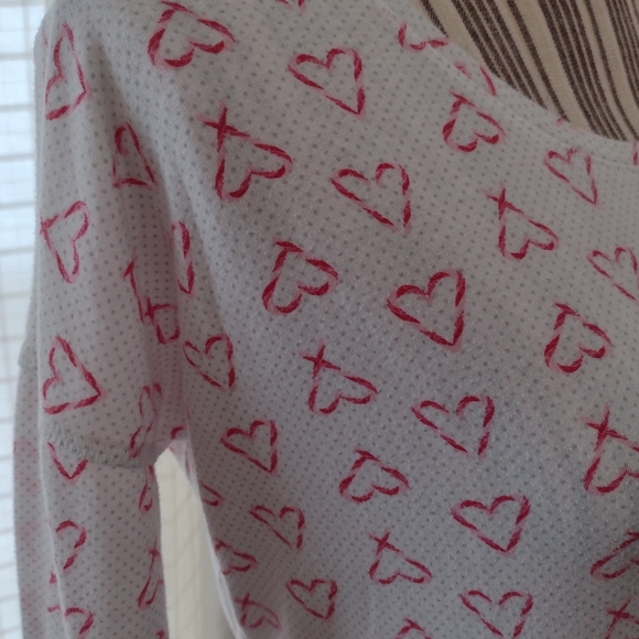 Victoria's Secret Long Sleeve Candy Cane Hearts Nightshirt - Picture 6 of 7